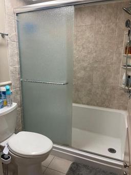 Picture of 57 Harbor Way Unit 24, Palm Harbor, FL 34684