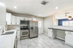 Picture of 5412 14Th Avenue Drive W, Bradenton, FL 34209
