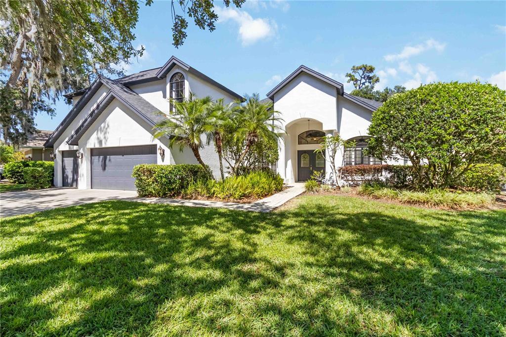 Picture of 3329 Cypress Landing Drive, Valrico, FL 33596