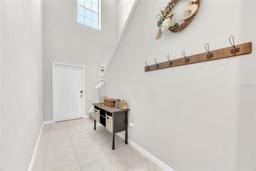 Picture of 9434 Lemon Drop Loop, Sun City Center, FL 33573