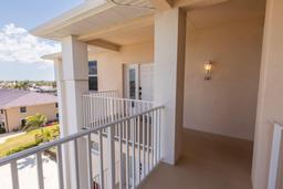 Picture of 268 Lewis Circle Unit 141, Punta Gorda, FL 33950