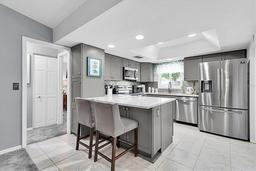 Picture of 1428 Chesterfield Drive, Dunedin, FL 34698