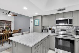 Picture of 1428 Chesterfield Drive, Dunedin, FL 34698