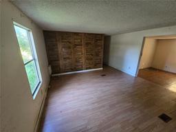 Picture of 1043 Half Acre Road, Auburndale, FL 33823