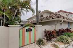 Picture of 2800 Gulf Blvd Unit Unit 1A, Belleair Beach, FL 33786