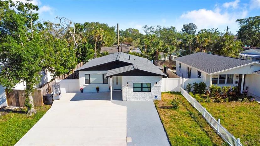Picture of 1820 Mississippi Ave Ne, St Petersburg FL 33703
