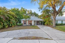 Picture of 1629 Siesta Drive, Sarasota, FL 34239