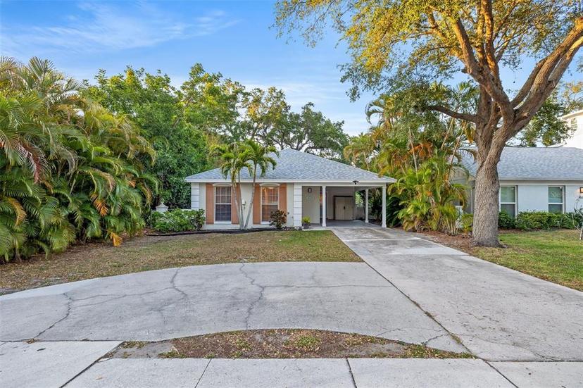 Picture of 1629 Siesta Drive, Sarasota FL 34239