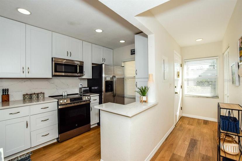 Picture of 427 Cerromar Lane Unit 356, Venice FL 34293