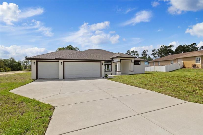 Picture of 7372 Madrid Road, Weeki Wachee FL 34613