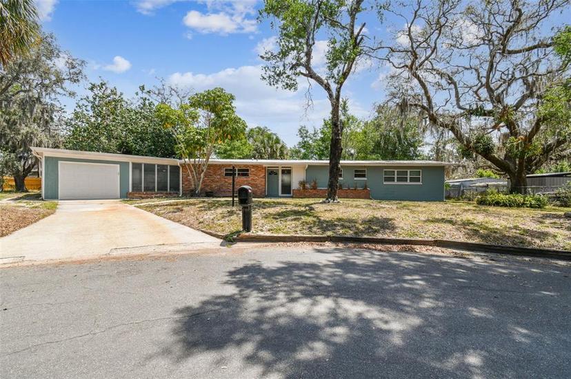Picture of 422 Dunedin Circle, Temple Terrace FL 33617