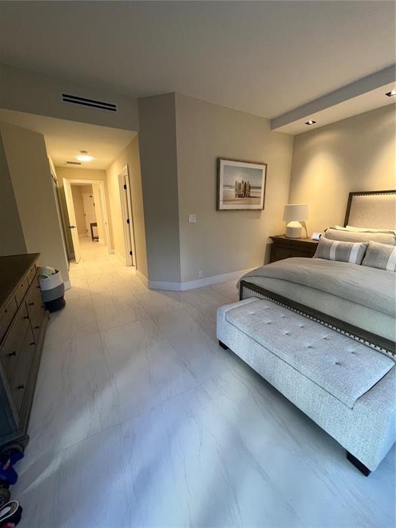 Picture of 3900 Island Unit B308, Aventura FL 33180
