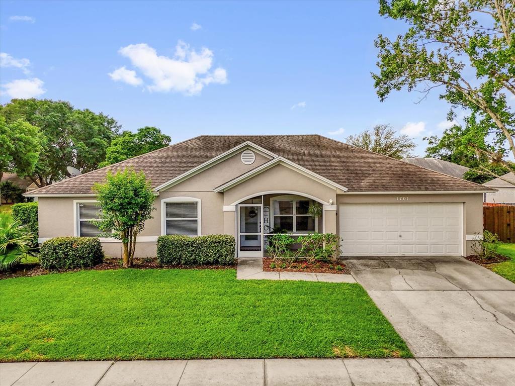 Picture of 1701 Smoketree Circle, Apopka, FL 32712