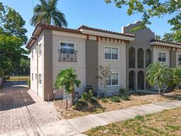Picture of 702 E Church St Unit 3, Orlando, FL 32801