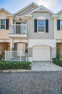 Picture of 985 Wellington Court, Dunedin, FL 34698