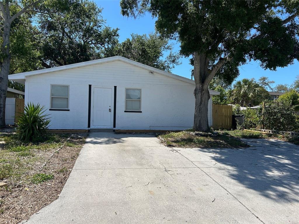 Picture of 112 N Betty Lane, Clearwater, FL 33755