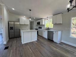 Picture of 7005 Dove Meadow Trail, Lakeland, FL 33810