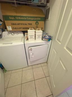 Picture of 6434 Cava Alta Drive Unit 303, Orlando, FL 32835