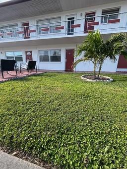 Picture of 2050 58Th Avenue N Unit 6, St Petersburg, FL 33714