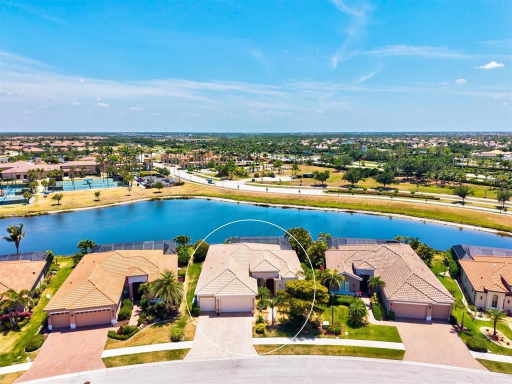Picture of 20126 Elegante Court, Venice, FL 34293