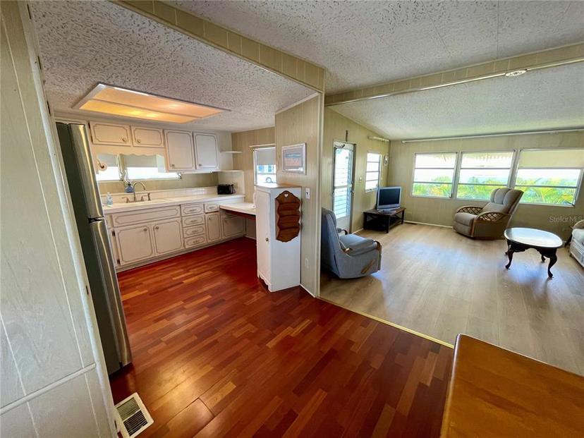 Picture of 34461 Cactus Drive, Pinellas Park FL 33781