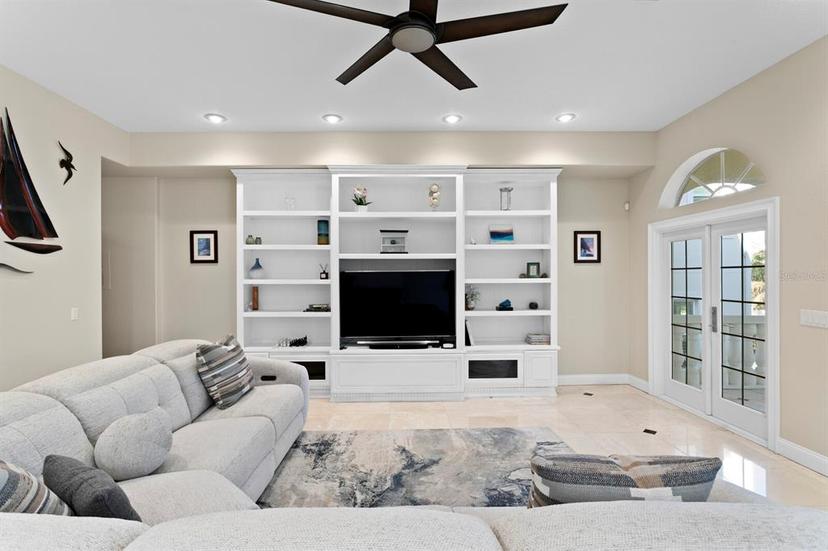 Picture of 102 Adriatic Avenue, Tampa FL 33606