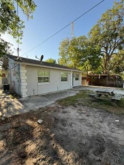 Picture of 9618 N 13Th Street, Tampa, FL 33612