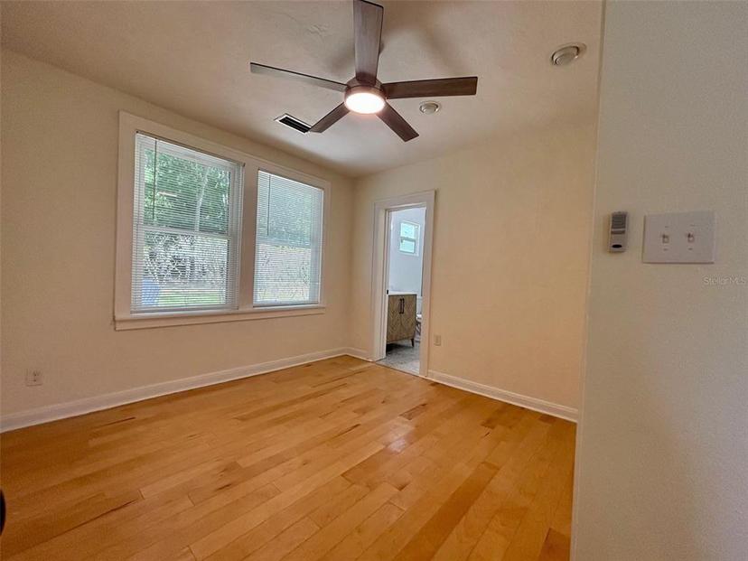 Picture of 1404 NW 9Th Avenue, Gainesville FL 32605