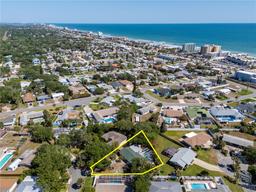 Picture of 1 Carley Circle, New Smyrna Beach, FL 32169