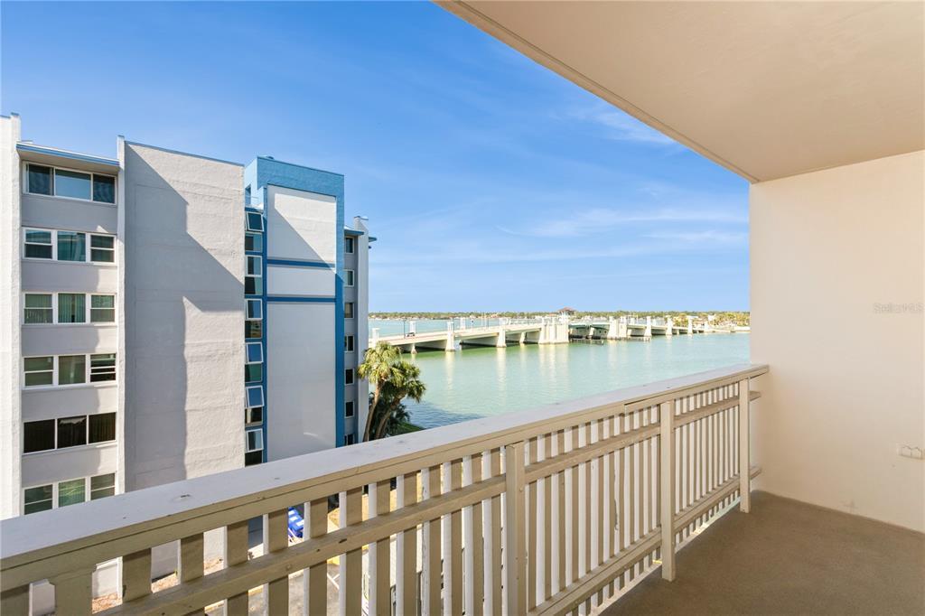 Picture of 450 Treasure Island Causeway Unit 505, Treasure Island, FL 33706