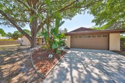 Picture of 601 Cedar Grove Drive, Brandon, FL 33511
