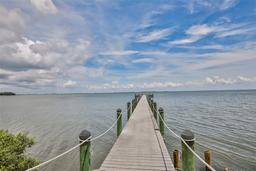 Picture of 2802 Old Bayshore Way, Tampa, FL 33611