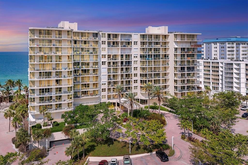 Picture of 1800 Benjamin Franklin Drive Unit B310, Sarasota, FL 34236