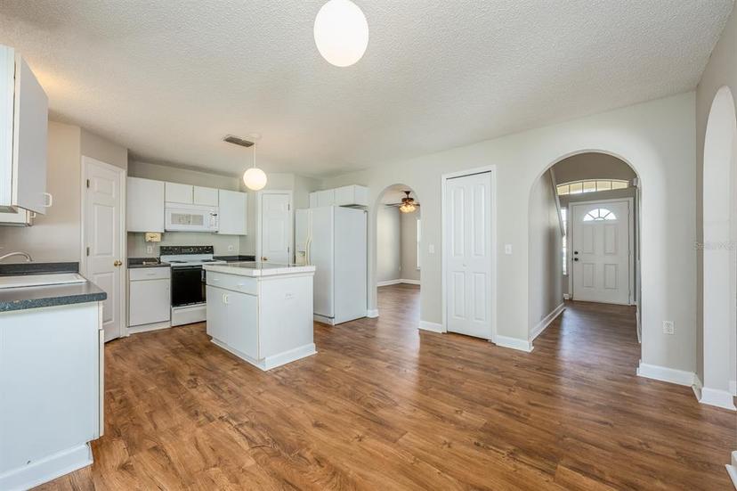 Picture of 4113 Stonefield Drive, Orlando FL 32826