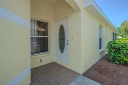 Picture of 10809 Collar Drive, San Antonio, FL 33576