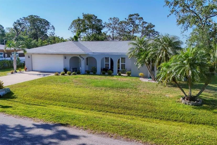 Picture of 5206 18Th Avenue E, Bradenton FL 34208