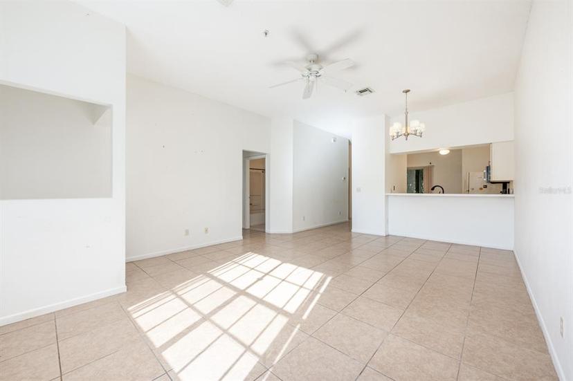 Picture of 133 Reserve Circle Unit 109, Oviedo FL 32765