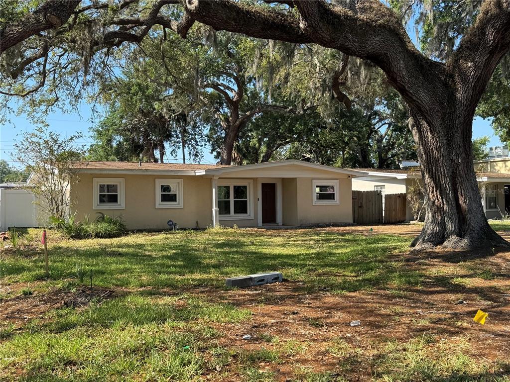 Picture of 4716 W Vasconia Street, Tampa, FL 33629