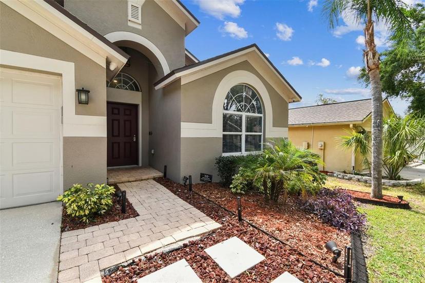 Picture of 2719 Brookville Drive, Valrico FL 33596