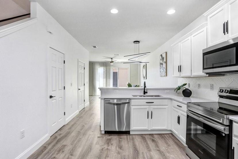 Picture of 8742 Turnstone Haven Place, Tampa FL 33619