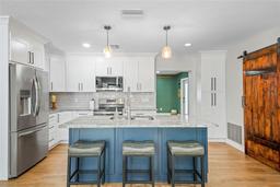 Picture of 9653 Golden Grove Street, Seminole, FL 33772