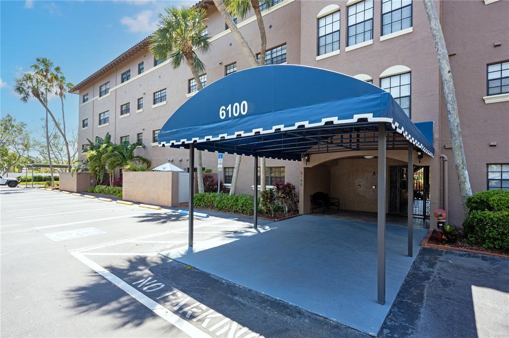 Picture of 6100 Gulfport Boulevard S Unit 117, Gulfport, FL 33707