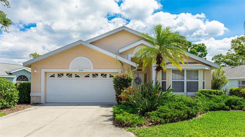 Picture of 4909 Linsey Court Unit 0, Sarasota FL 34243