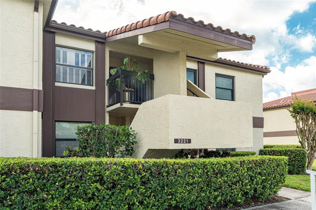 Picture of 3221 Westridge Boulevard Unit 103, Orlando, FL 32822