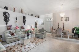 Picture of 122 Oak View Place, Sanford, FL 32773