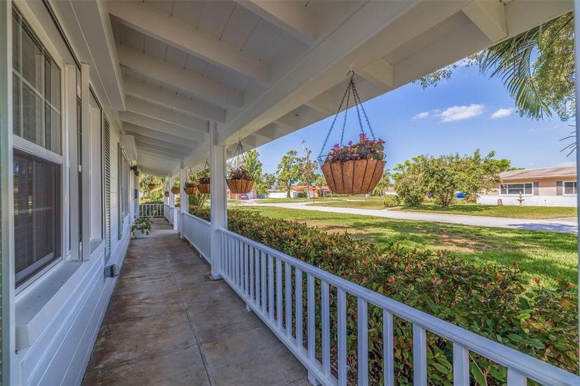 Picture of 4340 Narvarez Way S, St Petersburg FL 33712