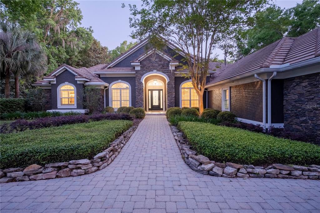 Picture of 1450 SE 73Rd Place, Ocala, FL 34480