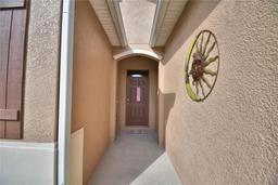 Picture of 2577 Canyon Crest Drive, Lakeland, FL 33811