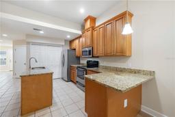 Picture of 10756 NW 65Th Way, Alachua, FL 32615
