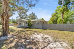 Picture of 1025 NE 4Th Street, Chiefland, FL 32626